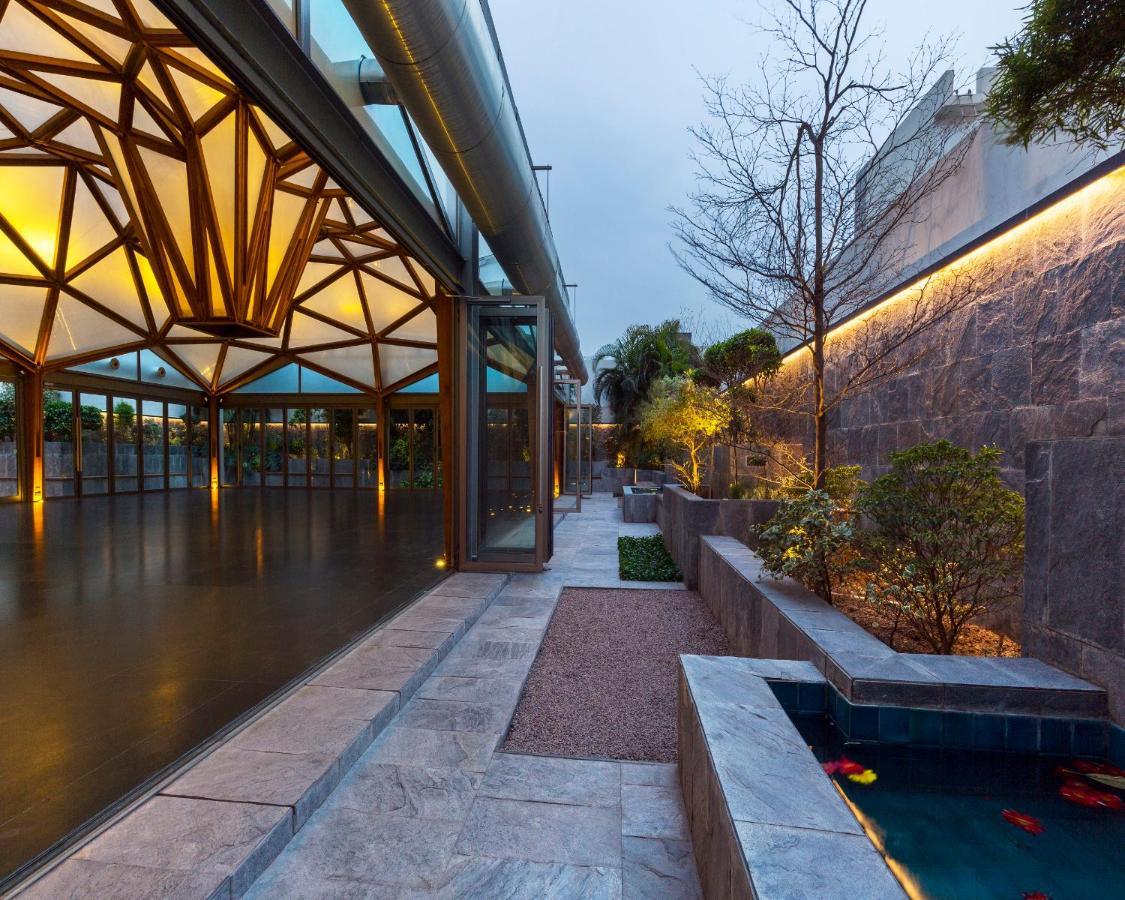 Hotel Crystal Palace Meerut Εξωτερικό φωτογραφία