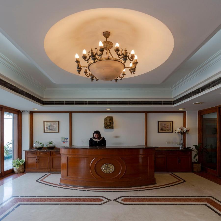 Hotel Crystal Palace Meerut Εξωτερικό φωτογραφία