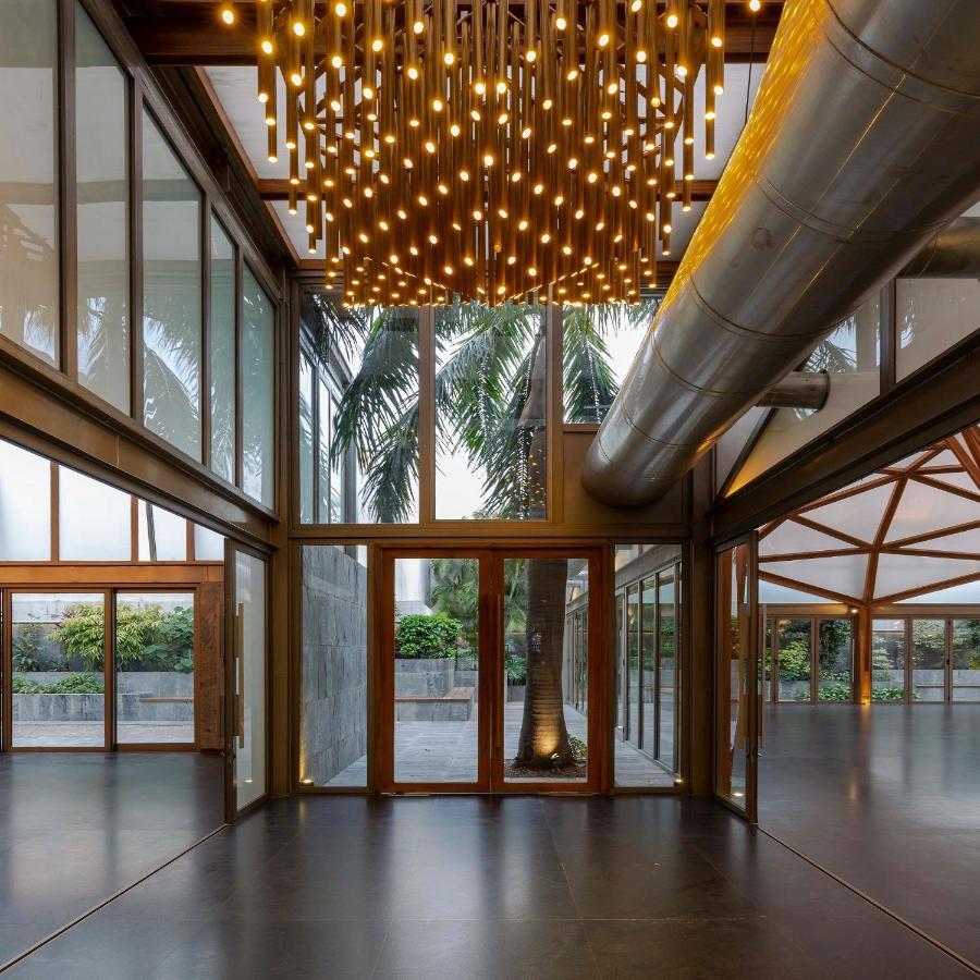 Hotel Crystal Palace Meerut Εξωτερικό φωτογραφία