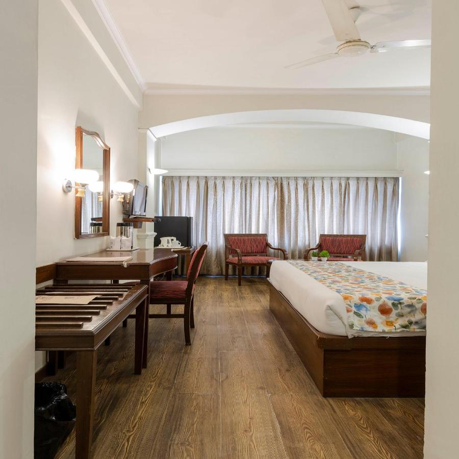 Hotel Crystal Palace Meerut Εξωτερικό φωτογραφία