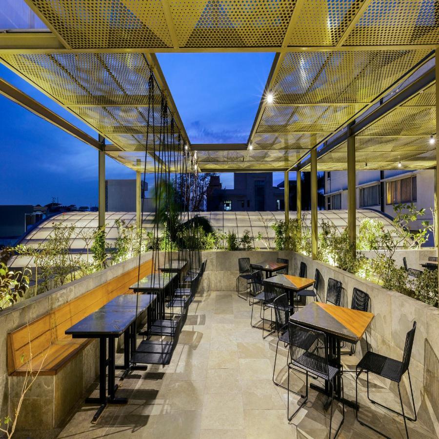 Hotel Crystal Palace Meerut Εξωτερικό φωτογραφία