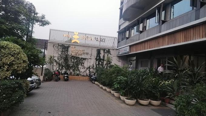 Hotel Crystal Palace Meerut Εξωτερικό φωτογραφία