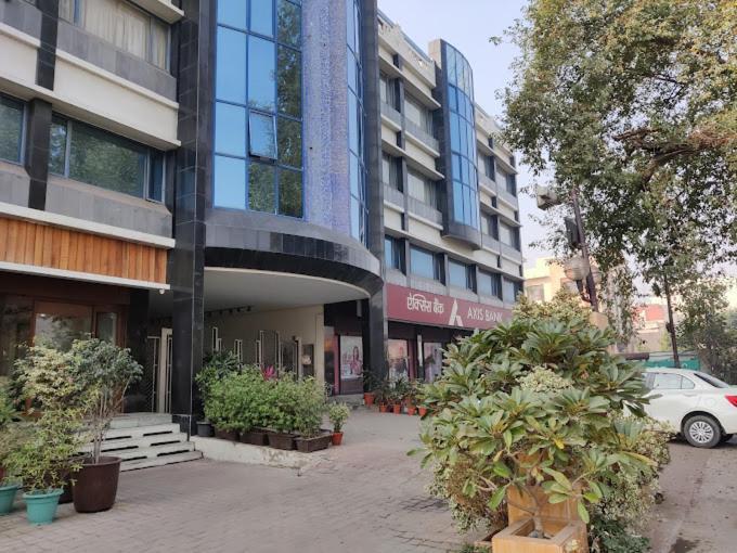 Hotel Crystal Palace Meerut Εξωτερικό φωτογραφία