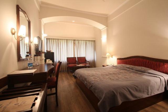 Hotel Crystal Palace Meerut Εξωτερικό φωτογραφία
